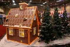 Deko – Lebkuchenhaus XXL (2,5m x 2m x 2m)