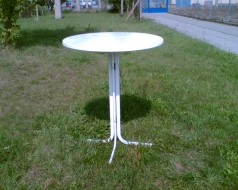 Stehtische weiss