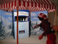 Schneeball werfen , Winterspiele , Weihnachtsmarkt Spiele , Wurfspiel