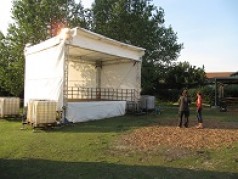 Bühne 6×4 m