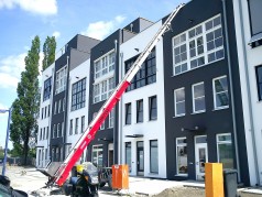 Böcker Schrägaufzüge bis 36 Meter Schrägaufzug Bauaufzug Aufzug Lift Leiter Dachdeckeraufzug Möbelaufzug Leiterlift Geda