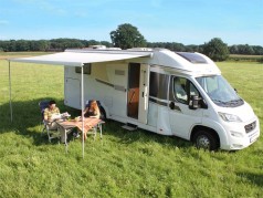 Carado T447 Wohnmobil mit Hubbett