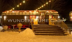 Zirkuswagen als Café & Restaurant; edel