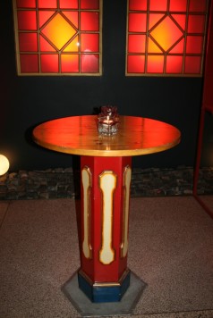 Stehtisch nostalgisch / Nostalgie / Jahrmarkt / Weihnachtsmarkt