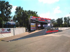 Fahrzeug – Präsentationsbühne CAR SHOW STAGE