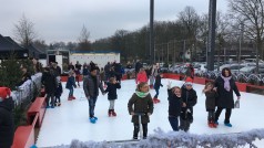 Die perfekte Freizeit-Kunststoffeisbahn von Rongen Aktief