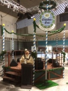 Oktoberfest Plan Tanz Mittelbühne, Bühne, Oktoberfest, Tanzbühne