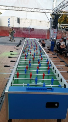 22-Mann Tischkicker XXXXL Riesenkicker