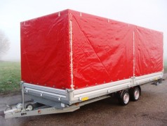 Geschlossener 6er – 8er Motorradanhänger 3500 kg Auffahrschienen Wippen Hochlader gebremst 100 km/h