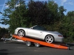 Autotransport Anhänger kippbar 3,5t  mit Seilwinde, 100 km/h Zulassung, mieten Vermietung Verleih