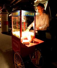 Popcornwagen / Popcorn / Popcornmaschine