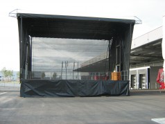 Mobile Show – Bühne 80m²-140m²  – Bühnensystem “Smart Stage”  für Stadtfest, Kundgebung, Präsentatio