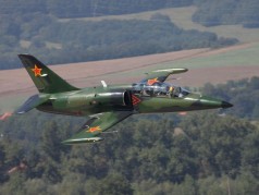 L-39 Kampfjet fliegen in Spanien