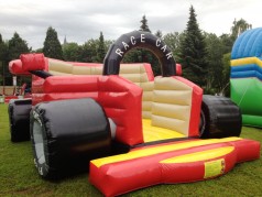 Hüpfburg Formel 1 / Rennwagen / Springburg / Hüpfkissen