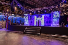 Dracula Schloß Kulisse, Halloween Dekoration, Grusel, Vampir, Halloweenparty