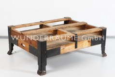 Loungetisch Holz “Industrial”