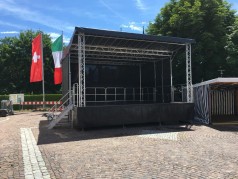Trailerbühne / Anhängerbühne 6,80mx4,40m / 6,80mx6,40m Stagemobil M/L