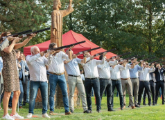 Laser-Tontaubenschießen, Firmenevent – wann und wo Sie dass Wollen