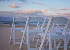 Hochzeitsstühle, weiße Stühle, Klappstühle, Hochzeit