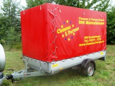 Plananhänger gebremst 1500 kg mit Stehhöhe – 100 km/h 3010 x 1530 x 1800 = 8,29 m³ Nutzlast ca. 1100