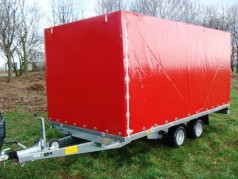 Planenanhänger Hochlader 2700 kg gebremst doppelachser / – 100 km/h 4030 x 2030 x 1800 = 14,72 m³