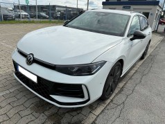 VW Passat Variant 2,0 TDI SCR 4MOTION R-Line*