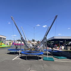 Großes 4er Bungee Trampolin