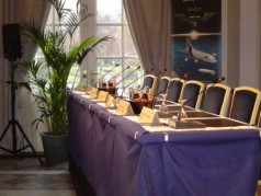 Konferenz &#8211; Mikrofonanlagen  &#8211; bundesweiter Full Service ab Standort Bonn