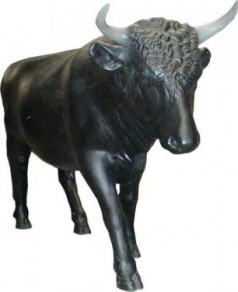 Stier Figur