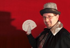 Kinderzaubern/ Zauberer/ Magier/ Ballonmodellage/ Zaubershow