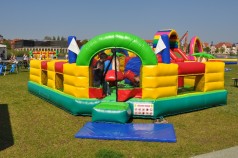 Minitobeland &#8211; Hüpfburg mieten