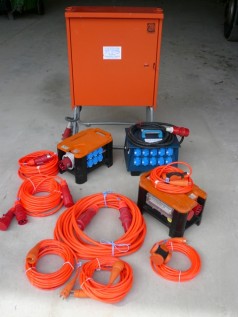 Verlängerungskabel / Stromkabel / Starkstromkabel / CEE / Schuko