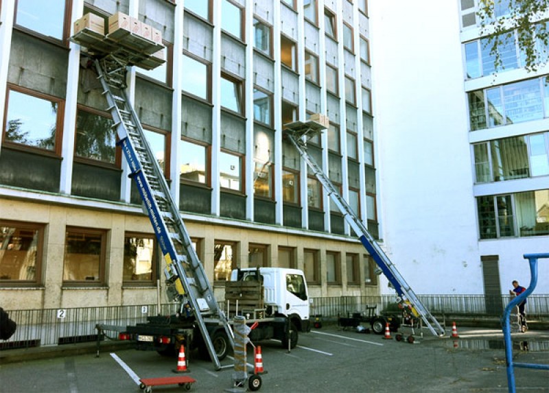 Möbellift &amp; Schräglift inkl. Bediener – Umzug &amp; Möbel – Hamburg – Thumbnail 6