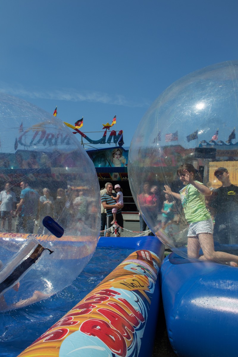 Aqua Balls / Aqua Zorbing / Wasserball Arena / Water-Walking Balls inkl. 1 Eventbetreuer + Pool 6 x  – 2