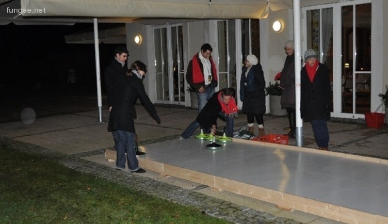 EISSTOCKSCHIEßEN - mobile Eisstockbahn mieten