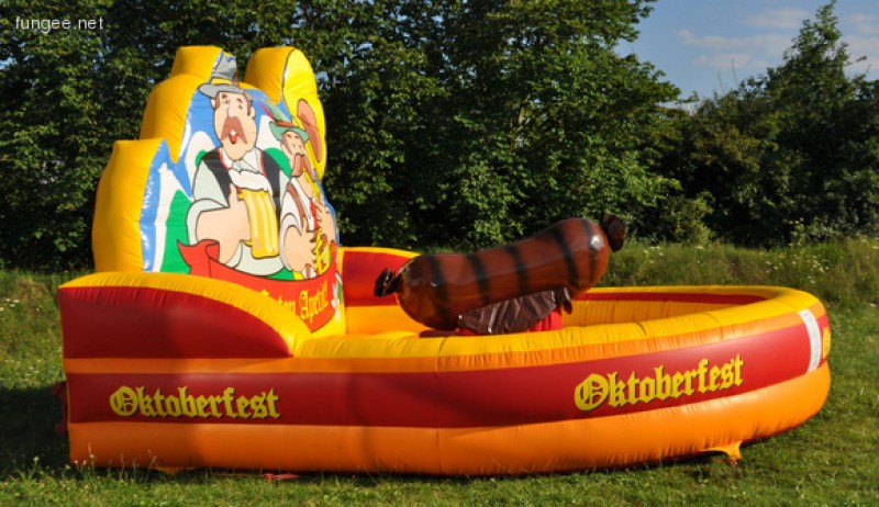 WURSTREITEN - Wurstrodeo - Simulator mieten – 3