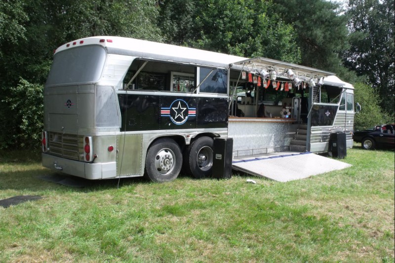 GREYHOUND Partybus, Getränkewagen, Cocktailbar, Bar Bus, Tresenbus, Roadshow, Promotion – 5