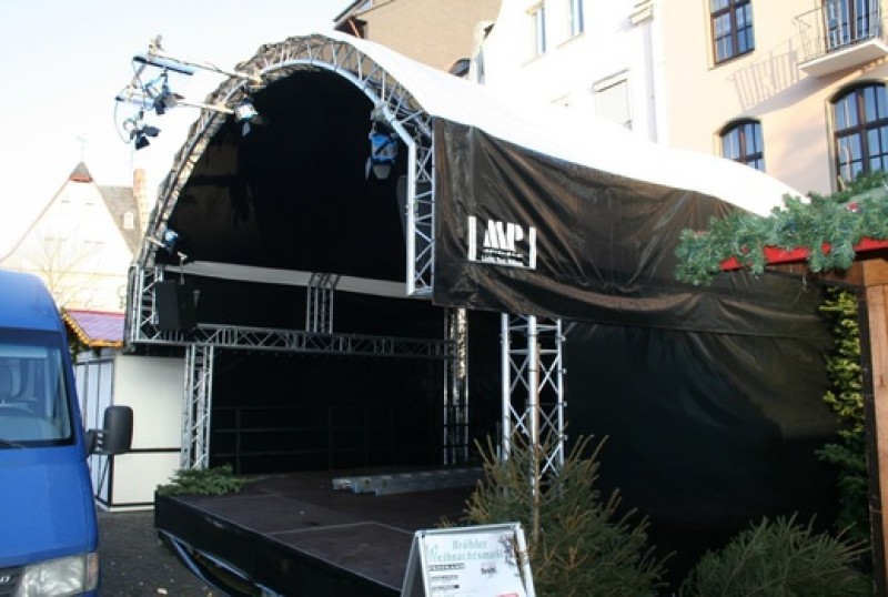 Runddachbühne  6 x 4m