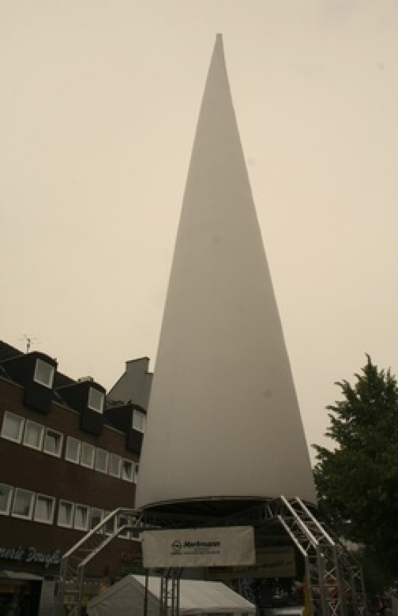 Mega-Airdome Aircone Werbeträger  – 2