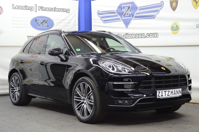 Porsche Macan Turbo 