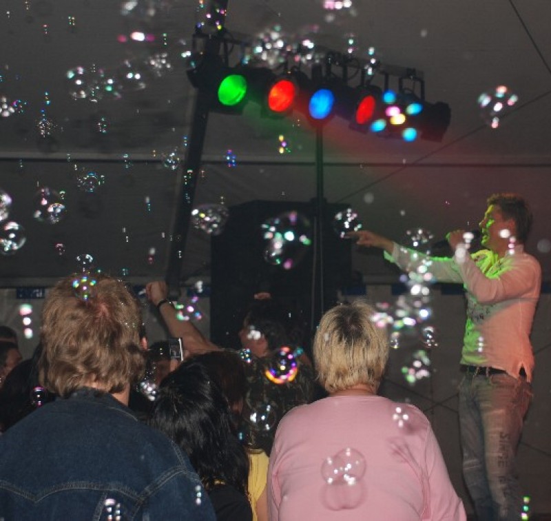 Seifenblasenmaschine, Seifenblasenparty, Seifenblasenkanone – 3