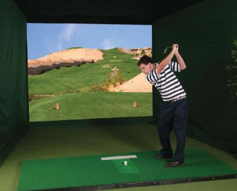 Golf Simulator / Golf spielen / Abschlag / Eagle / Birdie – 2