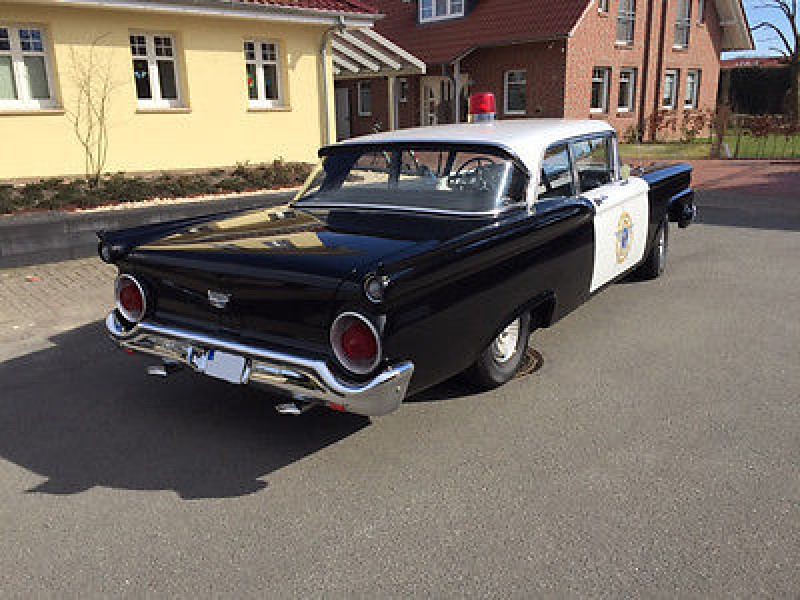 Ford Fairline "Police Car" 1957 V8 Muscle Car – 3