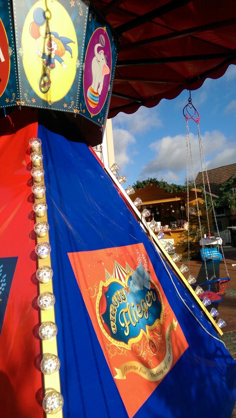 Kinderkarussell, Karussell, Kettenkarussell, Kettenflieger, Fahrgeschäft mieten  – 3