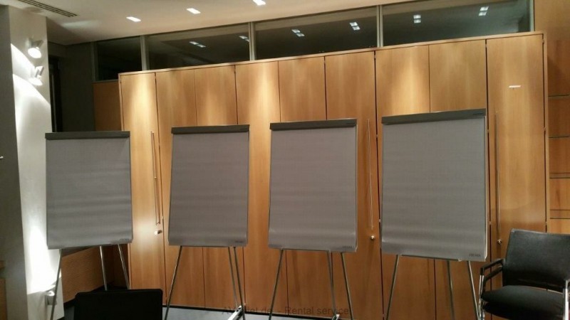 Flipchart 3-Bein Stativ - für Selbstabholer in Bonn  oder bundesweiter Lieferservice