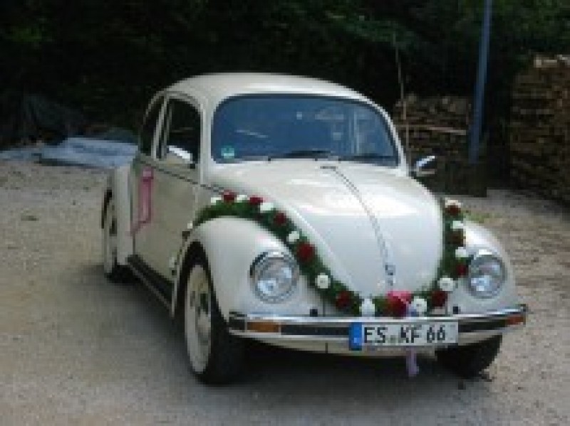 VW Käfer mit Weißwandreifen, Hochzeitsauto, Oldtimer mieten, Fotoshooting, Stuttgart, Esslingen – Thumbnail 9