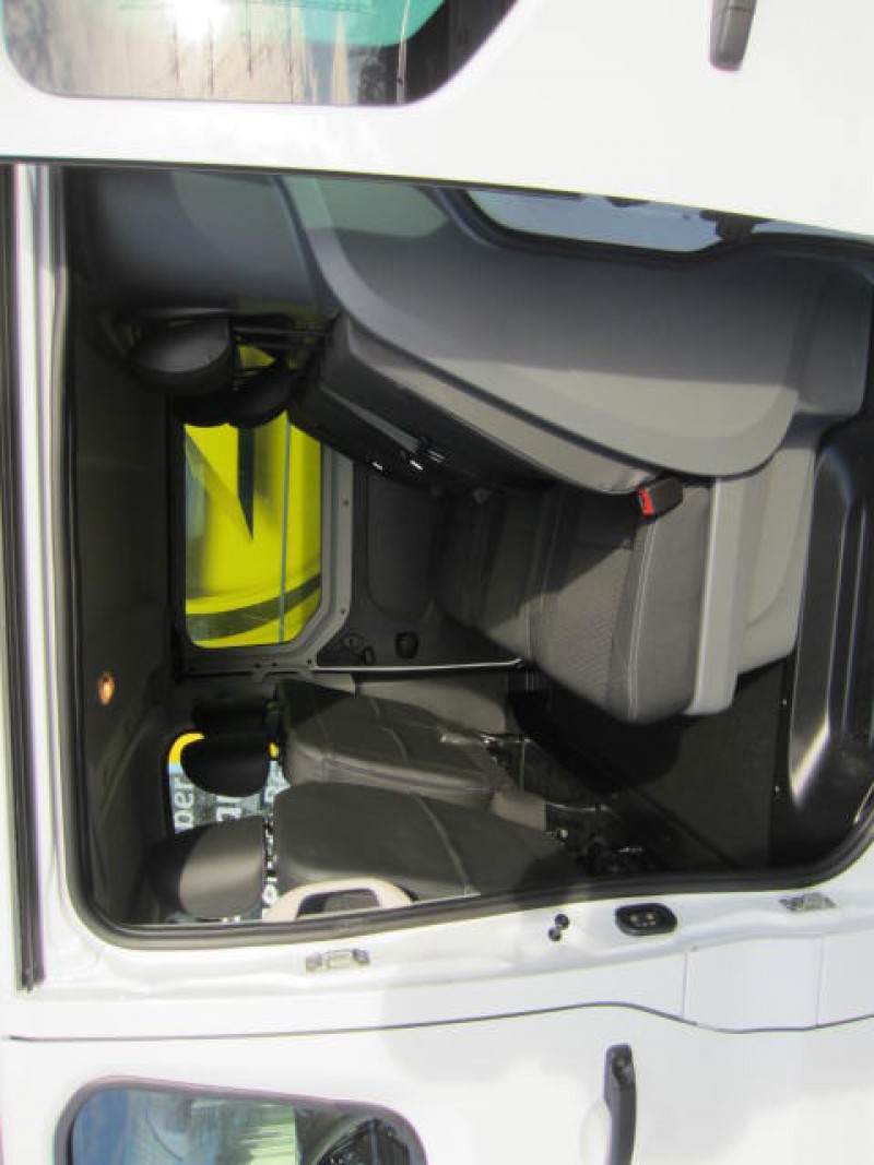 Vivaro, Bus, Transporter, Mehrsitzer, 6-Sitzer – 3