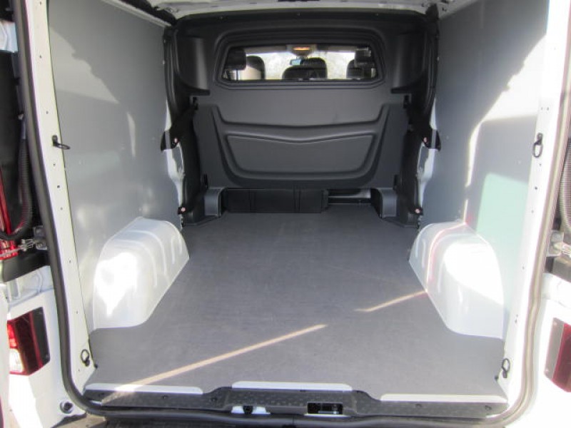 Vivaro, Bus, Transporter, Mehrsitzer, 6-Sitzer – 5