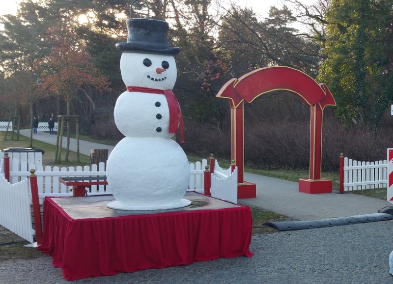 Schneemann , Winterdekoration – 2