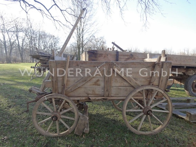 Rustikale Heuwagen - Holzwagen - Leiterwagen u.v.m. – 2